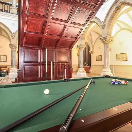 דירה The Kathleen Stone Cross Mansion אולברסטון